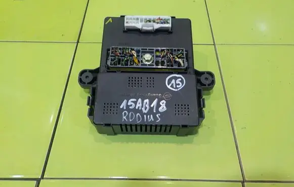 SsangYong Rodius Engine control unit/module 8232021531