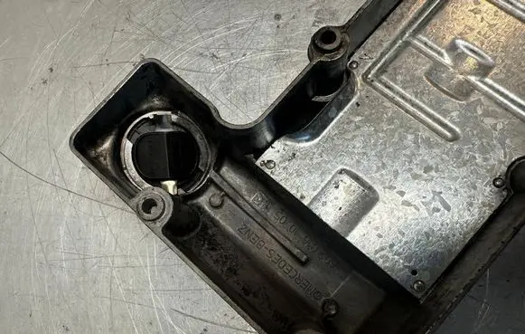 Mercedes-Benz E W210 Rocker cam cover 6020161005