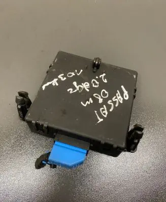 Volkswagen PASSAT B6 Gateway control module 3C0907530C