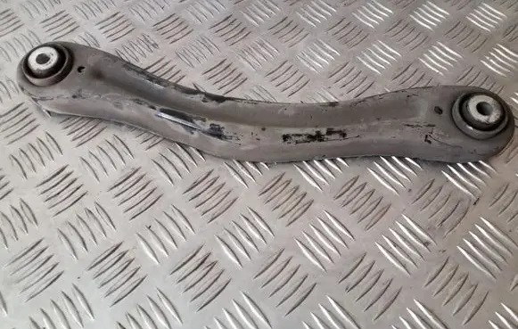 Mercedes-Benz R W251 Rear control arm