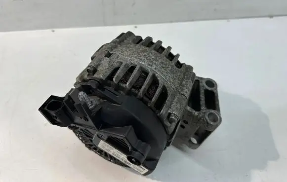 Ford Fiesta Generator/alternator AV6N10300HA TG12C087 2606952B