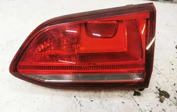 Volkswagen Golf VII Tailgate rear/tail lights 90040664