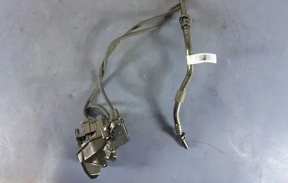 BMW 5 G30 G31 G38 Vacuum valve 8581292