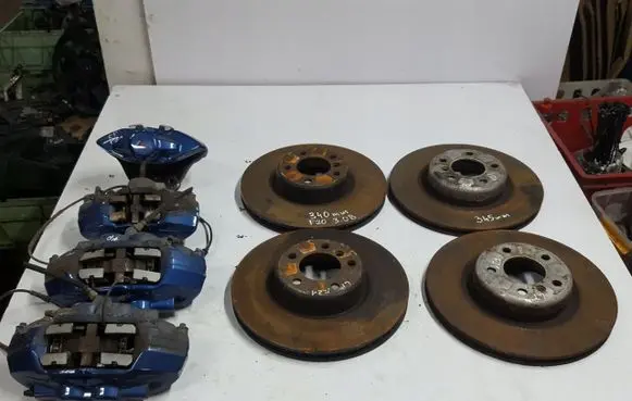 BMW 1 F20 F21 Front brake disc