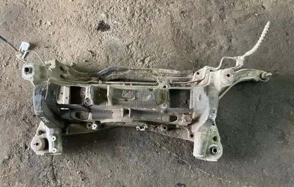 Chrysler Voyager Front subframe 14742477