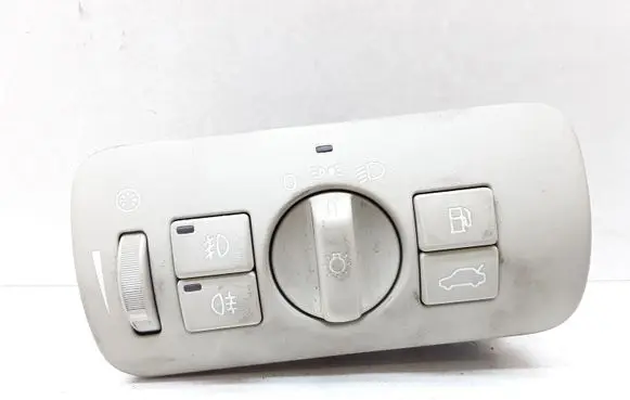 Volvo V70 Light switch 30739422