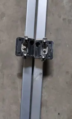 Roof bar rail