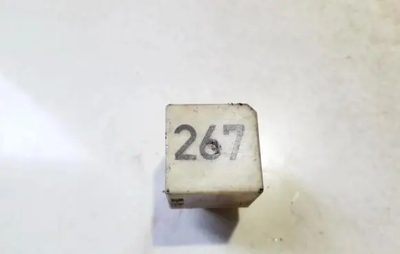 Volkswagen PASSAT B5 Other relay 443919578c