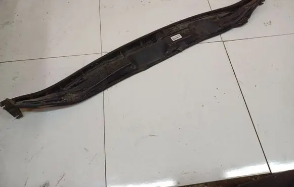 Wiper trim