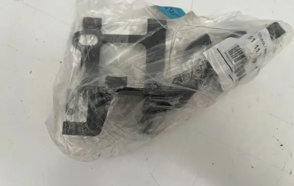 BMW X6 G06 Front bumper mounting bracket 7489471