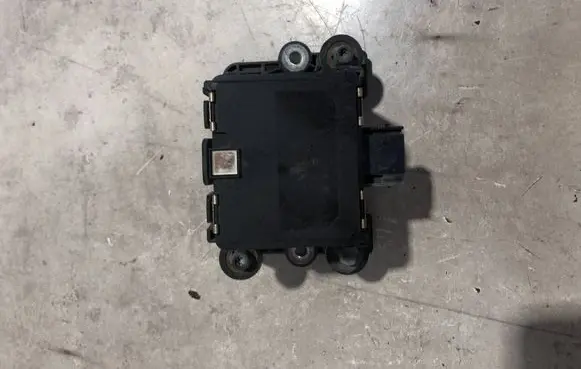 Volkswagen PASSAT B8 Distronic sensor radar 3Q0907561B 3Q0907572A 0203300334