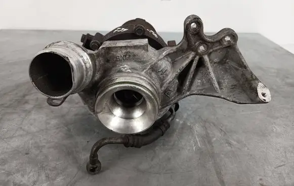 BMW 3 F30 F35 F31 Turbo 8519475 72477910