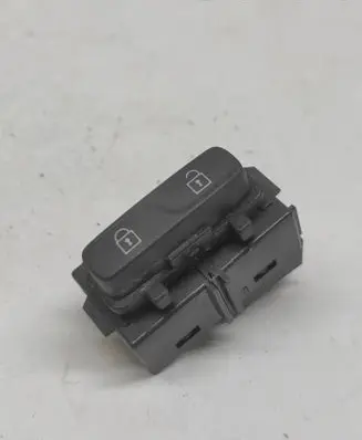 Volvo V70 Central locking switch button 31318988 10W376