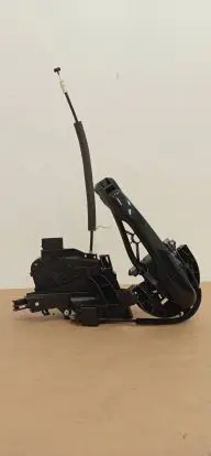 Jaguar XF X250 Rear door lock 8X2324995CE 962005104 8X23235A93AD