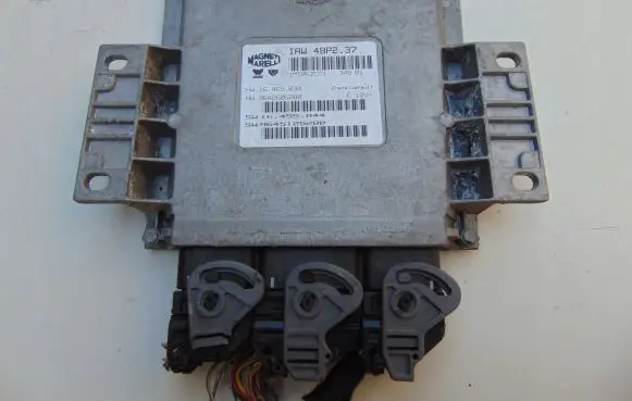 Peugeot 206 Engine control unit/module 9642606280