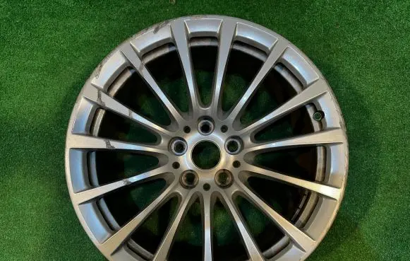 BMW 5 G30 G31 G38 R18 alloy rim 