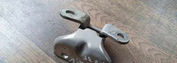 Hyundai ix35 Rear door upper hinge