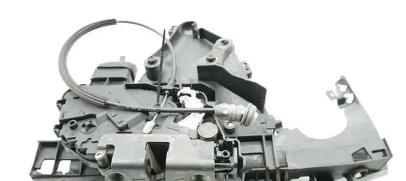 Volvo V50 Front door lock 30753664