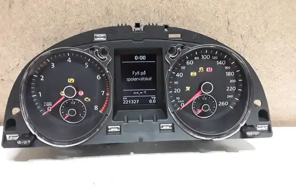 Volkswagen PASSAT B7 Speedometer (instrument cluster) 3AA920870Q