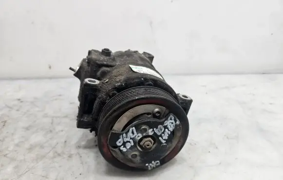 Volkswagen PASSAT B6 Air conditioning (A/C) compressor (pump) 1K0820859F
