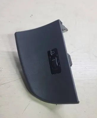 Mercedes-Benz ML W163 Headlight level height control switch A1638200010 04001300