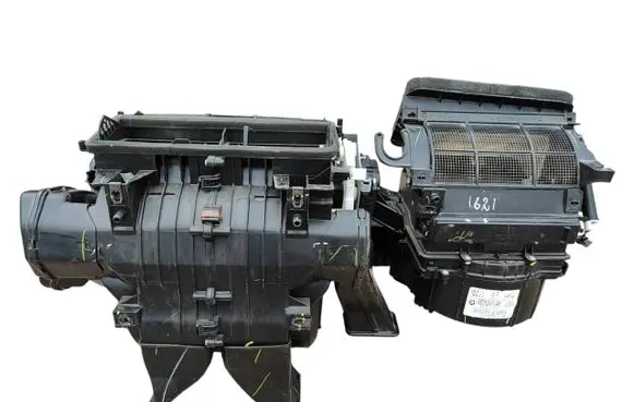 Dodge Journey Interior heater climate box assembly 68253411AB