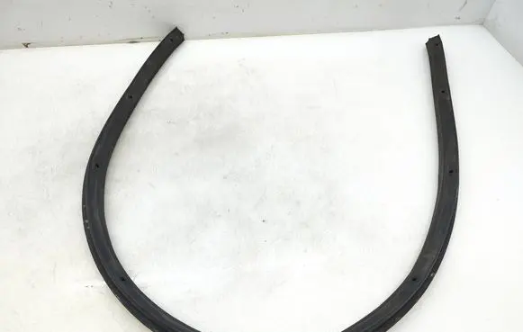 Isuzu D-Max Engine compartment rubber 