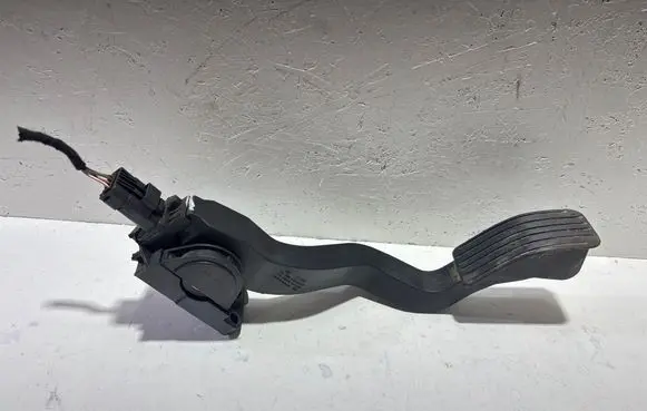 Peugeot 307 Accelerator throttle pedal F00C3E2427 0280752235