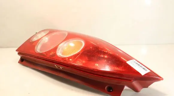 Mazda Premacy Rear/tail lights 220-61961