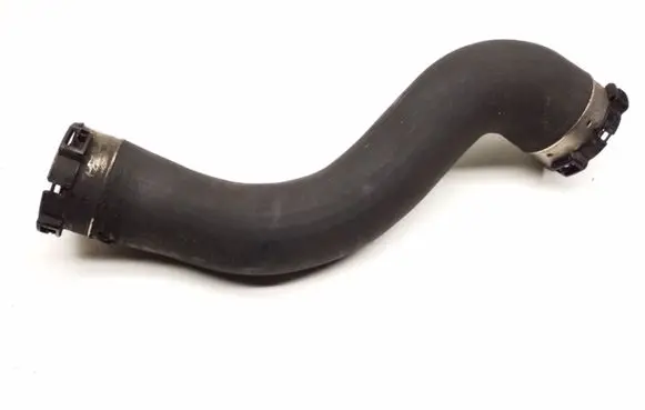 Mercedes-Benz E W212 Intercooler hose/pipe A2045282182