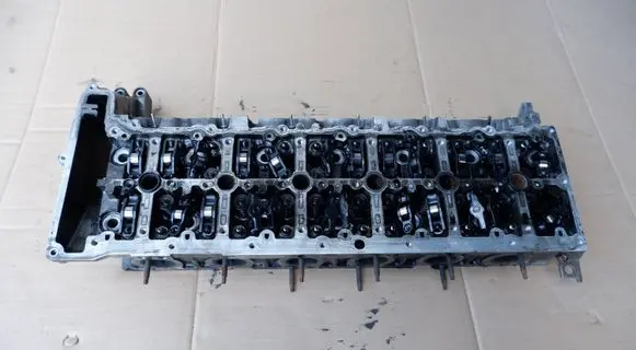 BMW X6 E71 Engine head 7800003