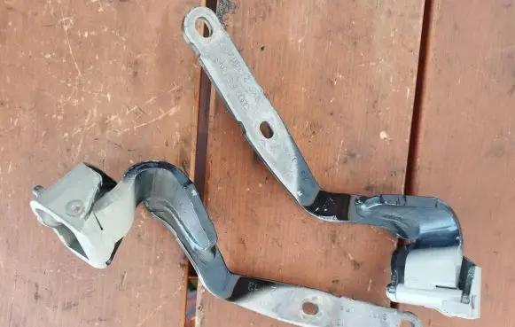 Audi A1 Tailgate/trunk/boot hinge 8X3827299A