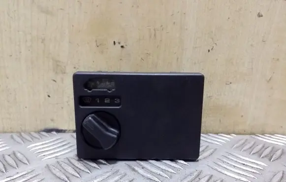 Volkswagen Transporter - Caravelle T4 Air circulation switch 701959531