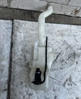 Fiat 500 Abarth Windshield washer fluid reservoir/tank 68102696AB D2831