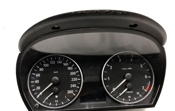 BMW 3 E90 E91 Speedometer (instrument cluster) 9110197