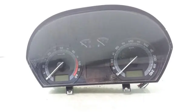Skoda Fabia Mk1 (6Y) Speedometer (instrument cluster) 6Y0920883E