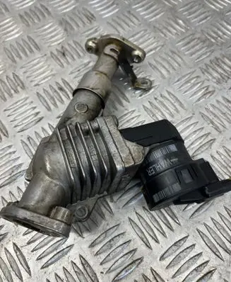BMW 1 E81 E87 EGR valve 7563241