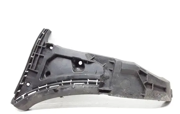 Volvo XC90 Front bumper mounting bracket 30698129
