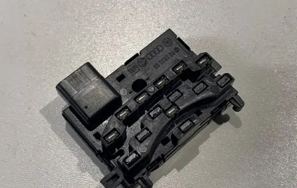 Volkswagen Golf Plus Steering angle sensor 1K0959654
