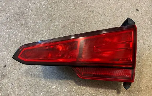 Audi A4 S4 B9 Tailgate rear/tail lights 8W5945076