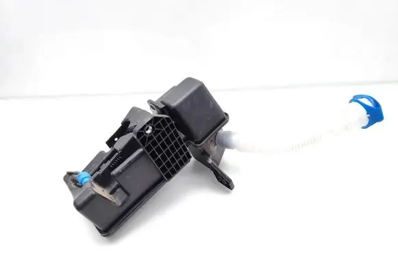 Volkswagen Tiguan Windshield washer fluid reservoir/tank 5ND955453 5ND955453A