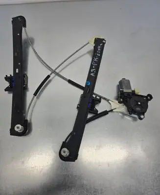 Audi A3 S3 8V Front door electric window regulator E006086007B