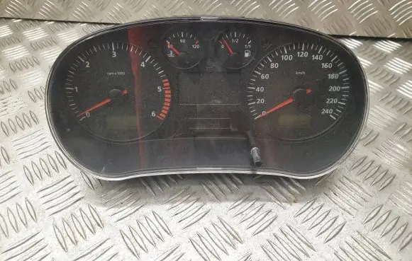 Seat Toledo II (1M) Speedometer (instrument cluster) W01M0920821B