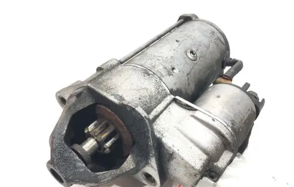 Audi A4 S4 B5 8D Starter motor 068911024B
