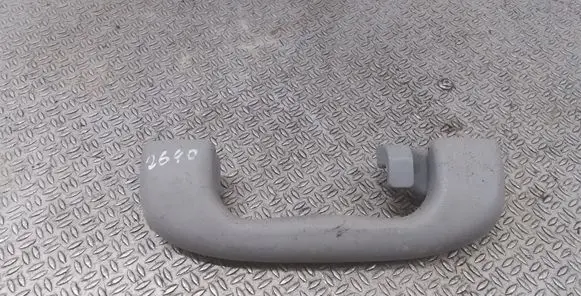 Opel Zafira B Rear interior roof grab handle