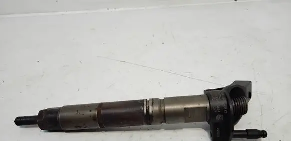 Jeep Grand Cherokee (WK) Fuel injector 0445115027 A6420700587