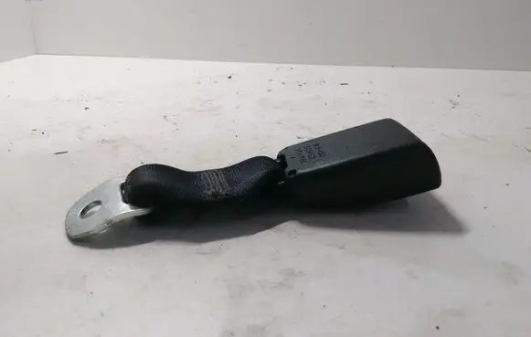 Toyota Aygo AB10 Rear seatbelt buckle E0345501