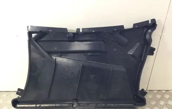Tesla Model S Other engine bay part 106046600C