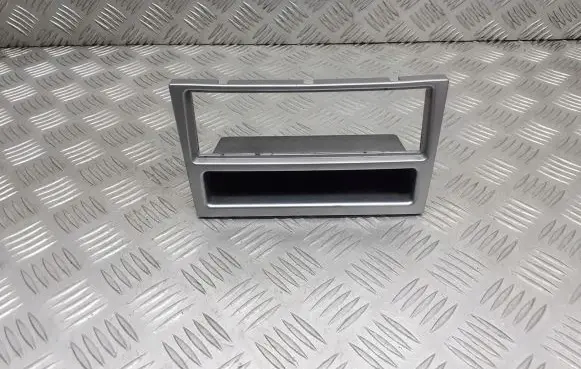 Opel Corsa C Head unit multimedia control 281230-25-01