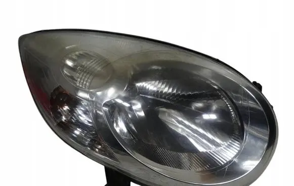 Citroen C1 Headlight/headlamp 811100H090